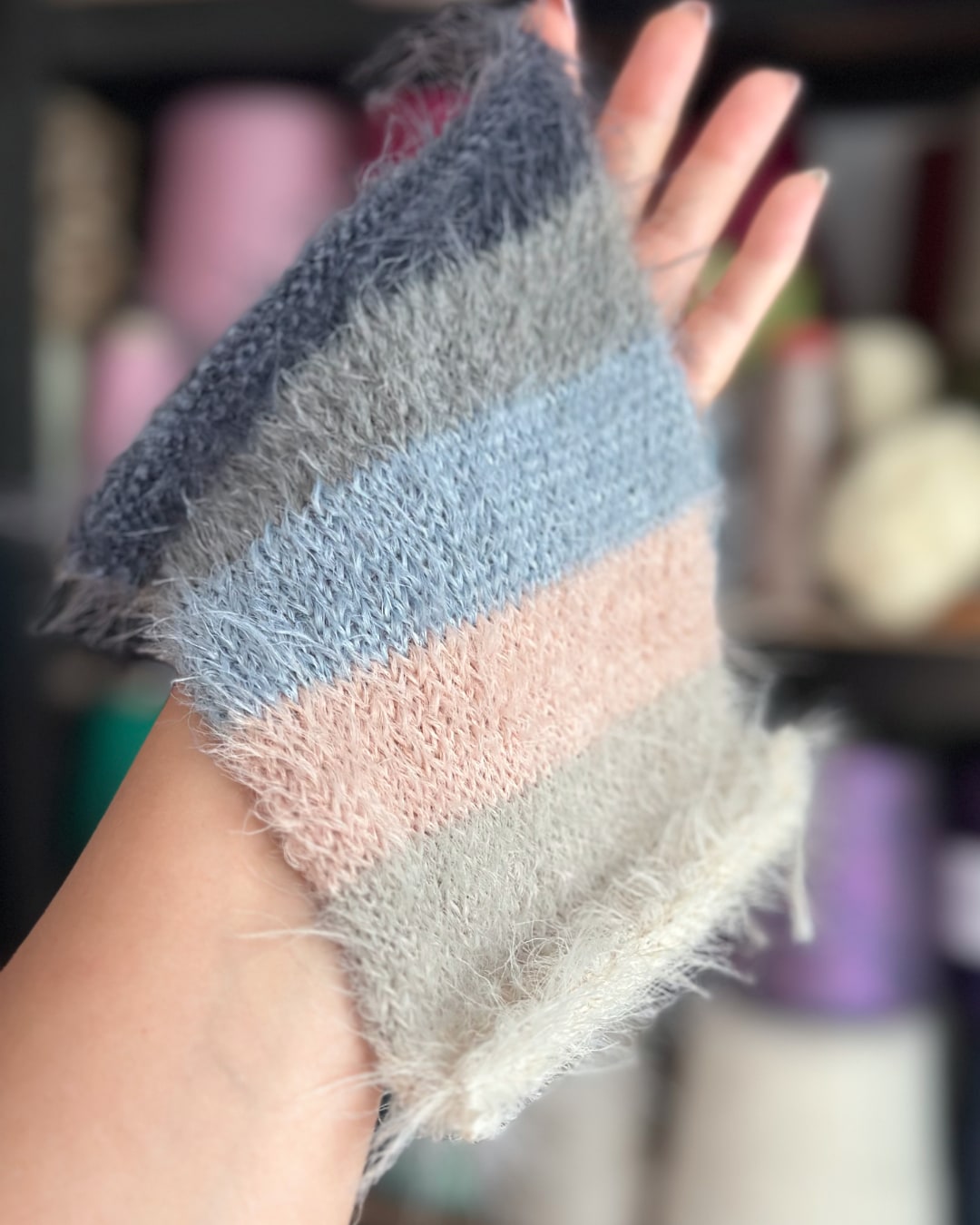 Set di filati Fluffina (6 × 100 g) — Toni nude e grigi