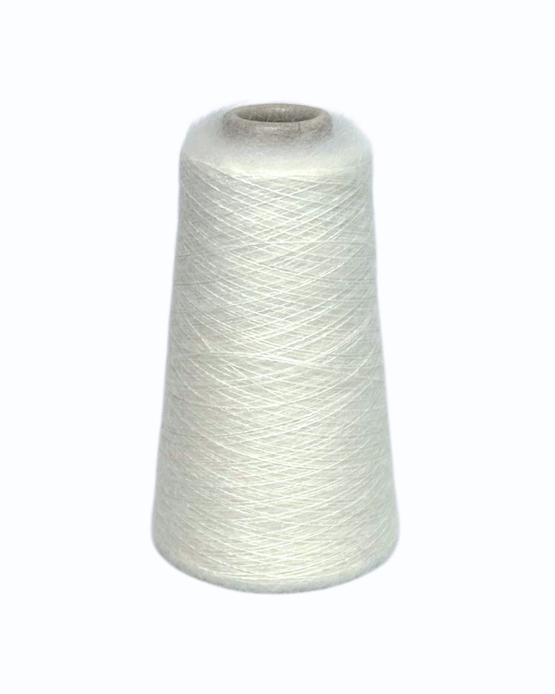 White – Italian Kid Mohair and Silk Yarn 950m / 100g