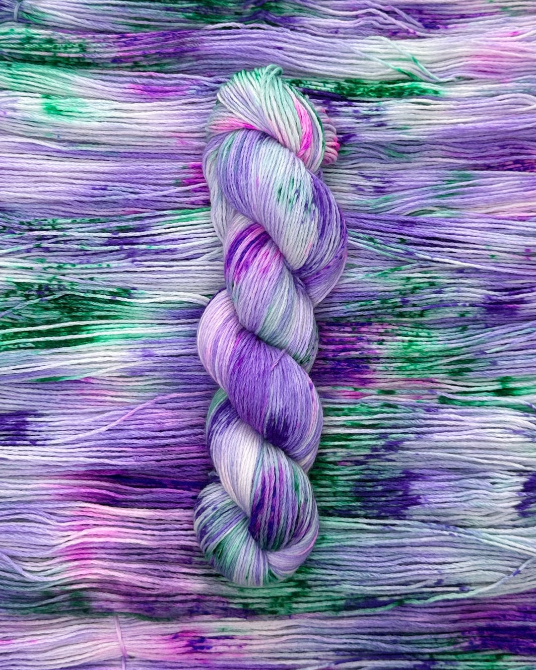 Filato in lana merino superwash e nylon tinto a mano, colore Meadow Blooms, 100 g, 420 m