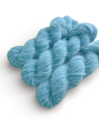 Baby Alpaca Silk Hand Dyed Yarn 500 m 50 g – Glacier Air Light Blue Luxury Yarn