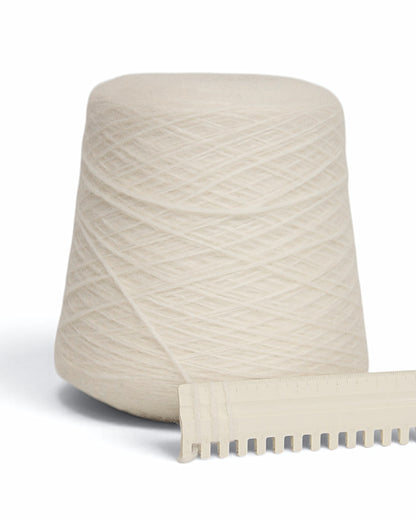 DUSTIN – Italian Cord Yarn | 60% Baby Alpaca | 400 m / 100 g | Natural White