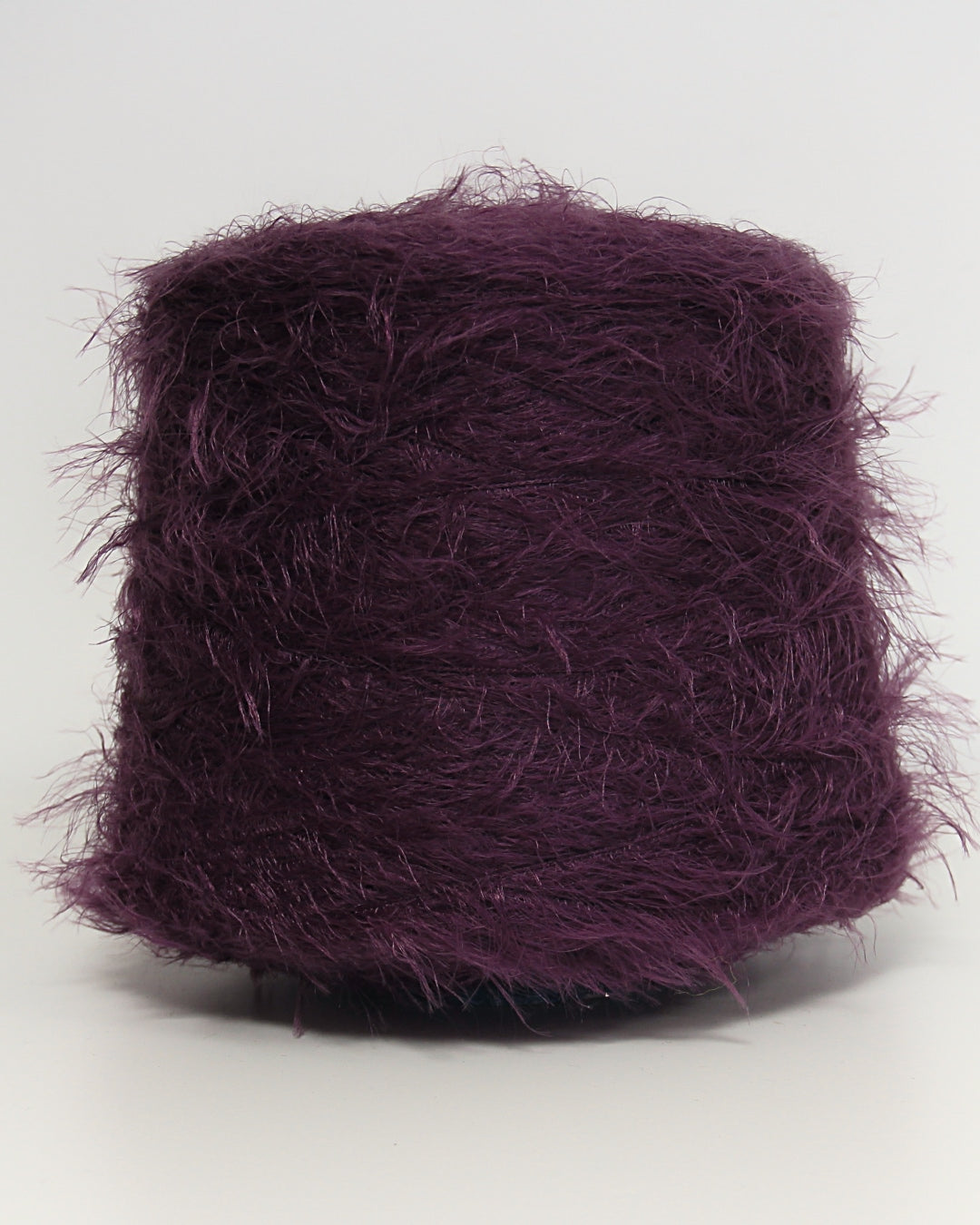 Plum Fluffina yarn, 100% Nylon, 300 m / 100 g