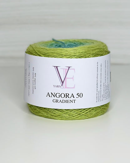 Filato Angora Gradient. Colore verde delicato al turchese