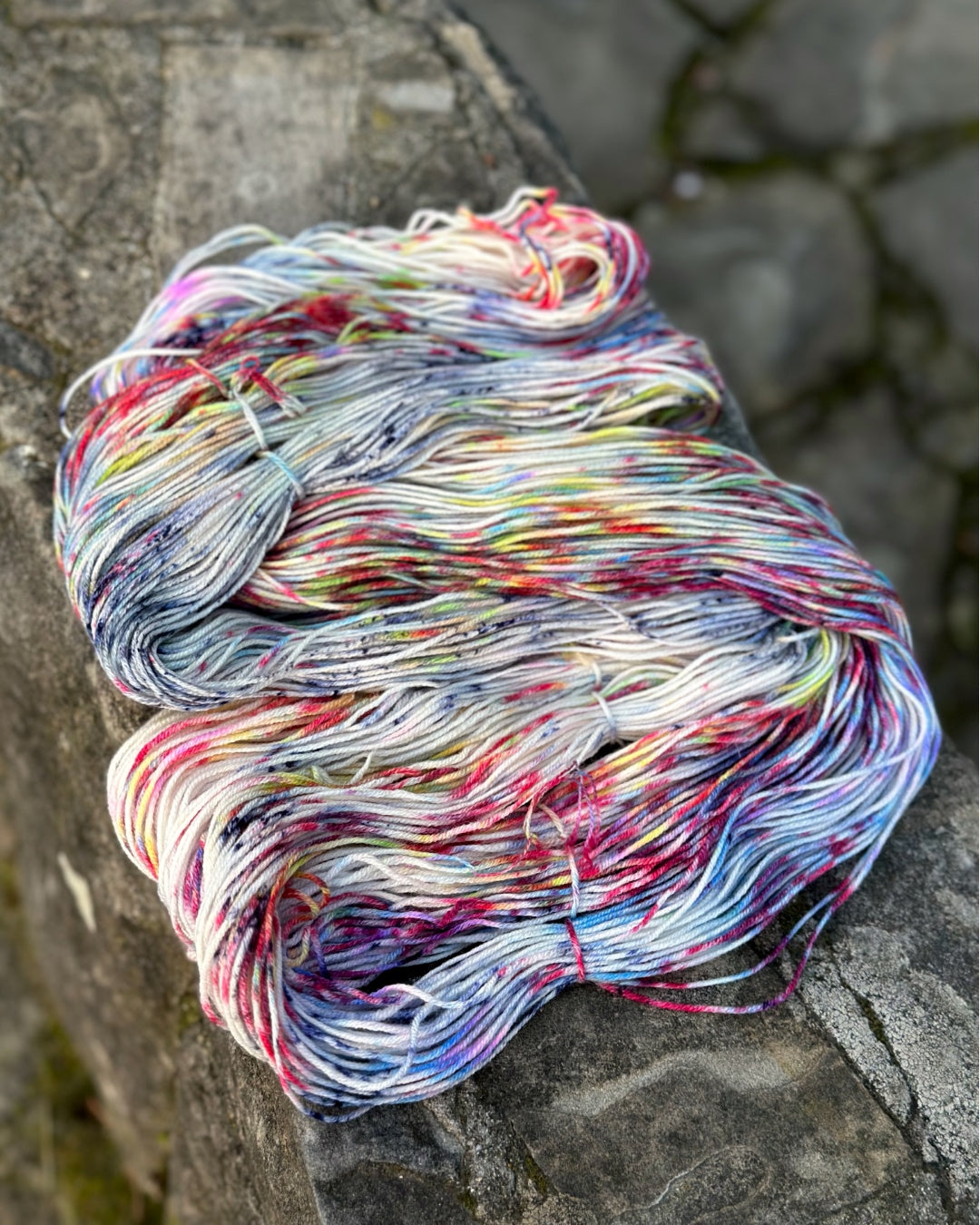 Merino wool Hand Dyed yarn, 8 colors, 400m, skein 100g