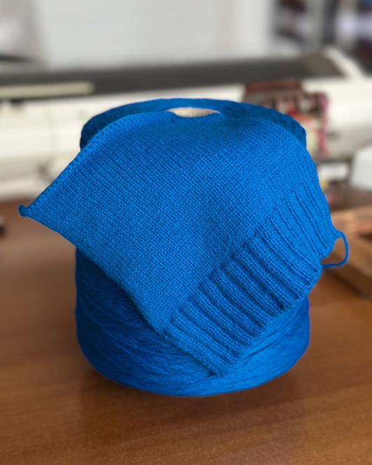 Ermes 3/20 — merino wool & nylon yarn by Olimpias (Italy), Royal Blue