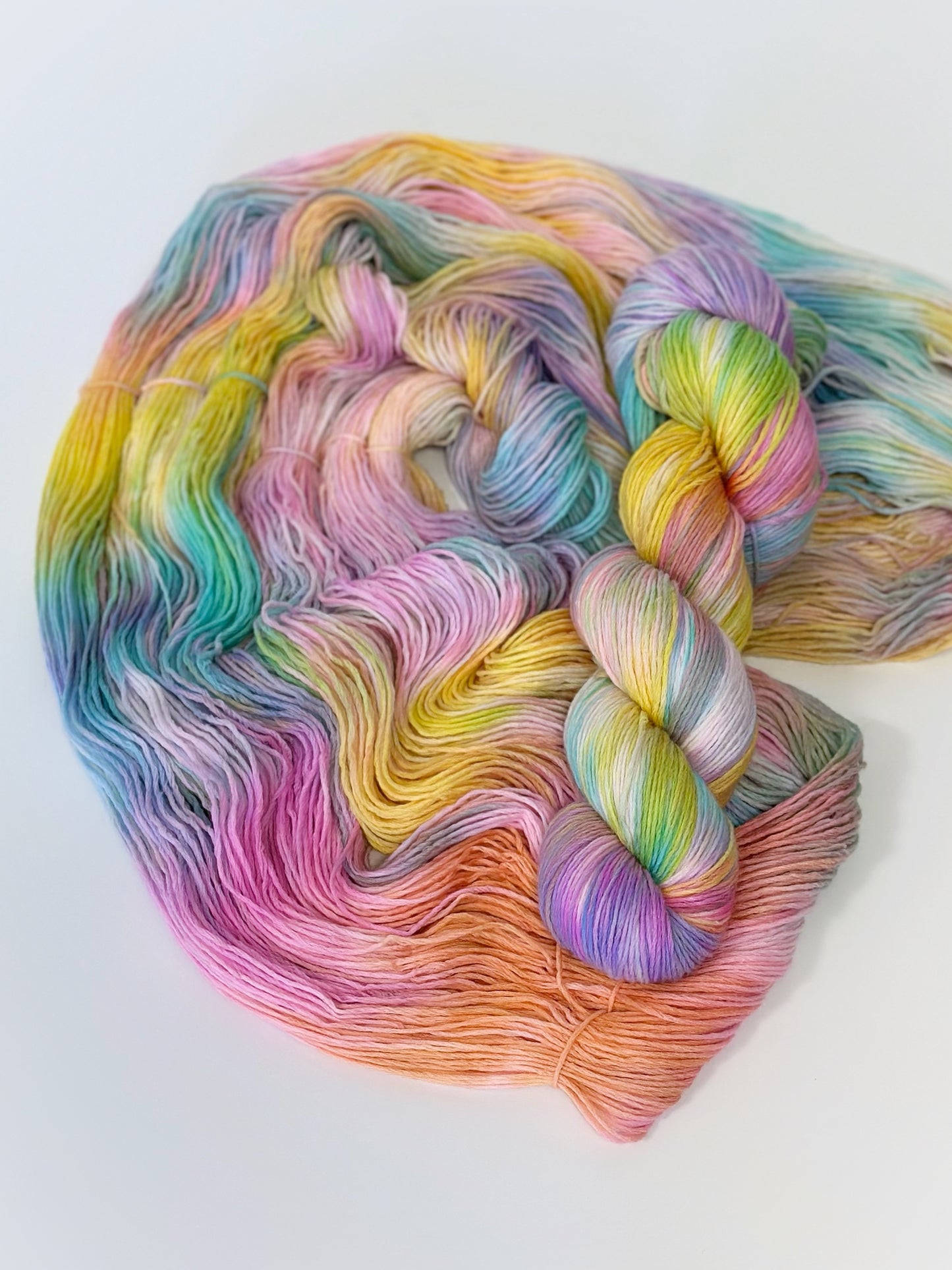 Merino superwash and nylon hand dyed yarn color Spring, 100g