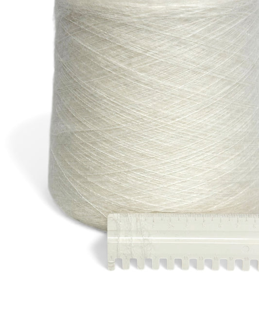 AUREO — fine superkid mohair (70% Superkid Mohair, 30% Nylon), 1000 m / 100 g