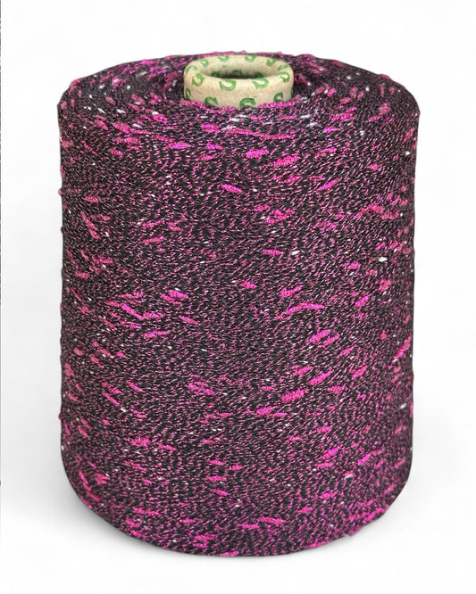 Stellina Fuchsia Coal yarn cone – side view