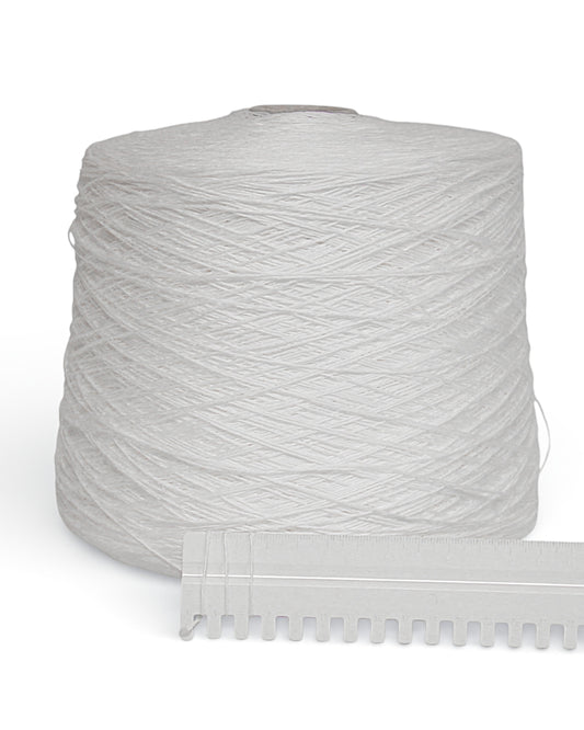 Linen Yarn Pure White — natural linen yarn in a clean white shade (400 m / 100 g)