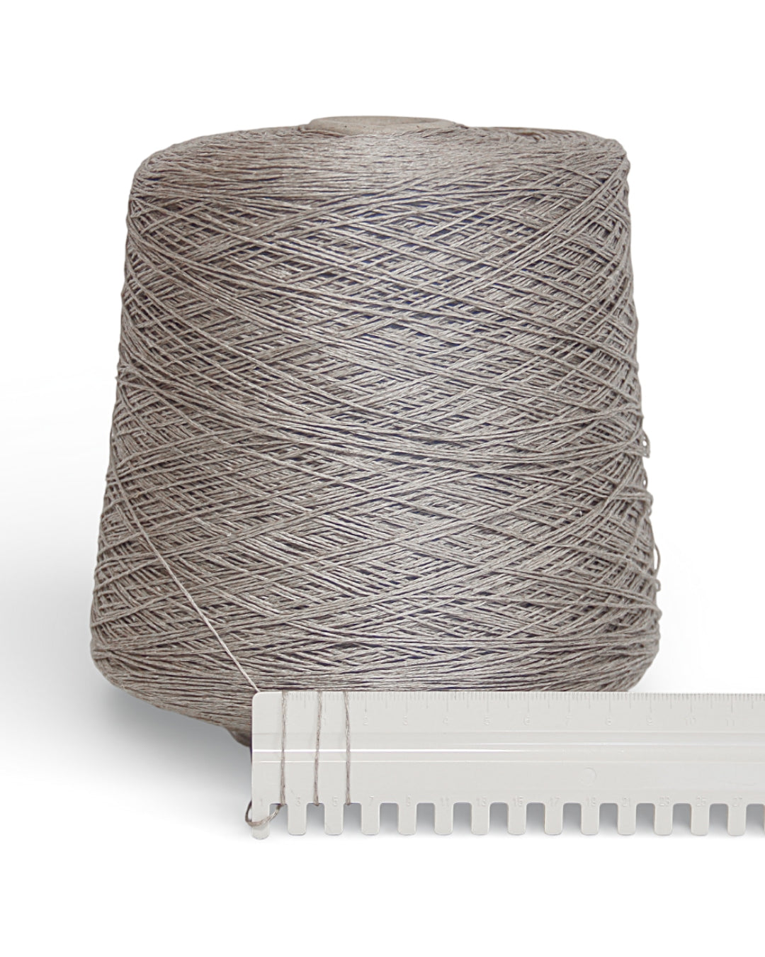 Linen Yarn Natural Flax — filato in lino naturale color grigio-beige (400 m / 100 g)