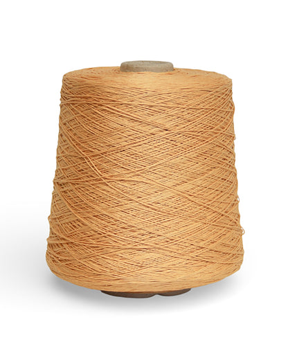 Linen Yarn Soft Peach — elegant linen yarn in a soft peach shade (400 m / 100 g)