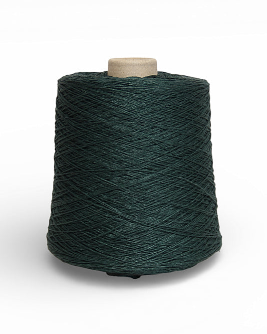 Linen Yarn Dark Green — natural dark green linen yarn (400 m / 100 g)