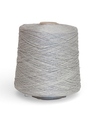 Linen Yarn Light Grey — elegant linen yarn in a soft light grey shade (400 m / 100 g)