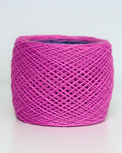 Gradient Yarn Deep Laguna Mila — 205 g Merino Nylon