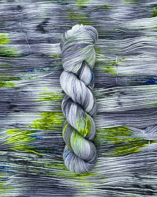 Merino superwash and nylon hand dyed yarn color Rainy Forest, 100g, 420m