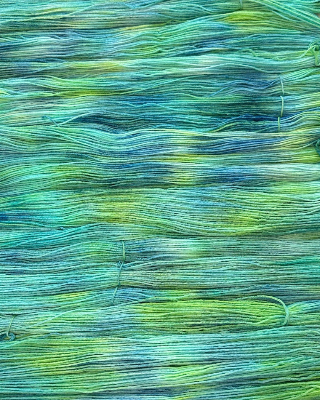 Merino superwash and nylon hand dyed yarn color Summer Breeze, 100g, 420m