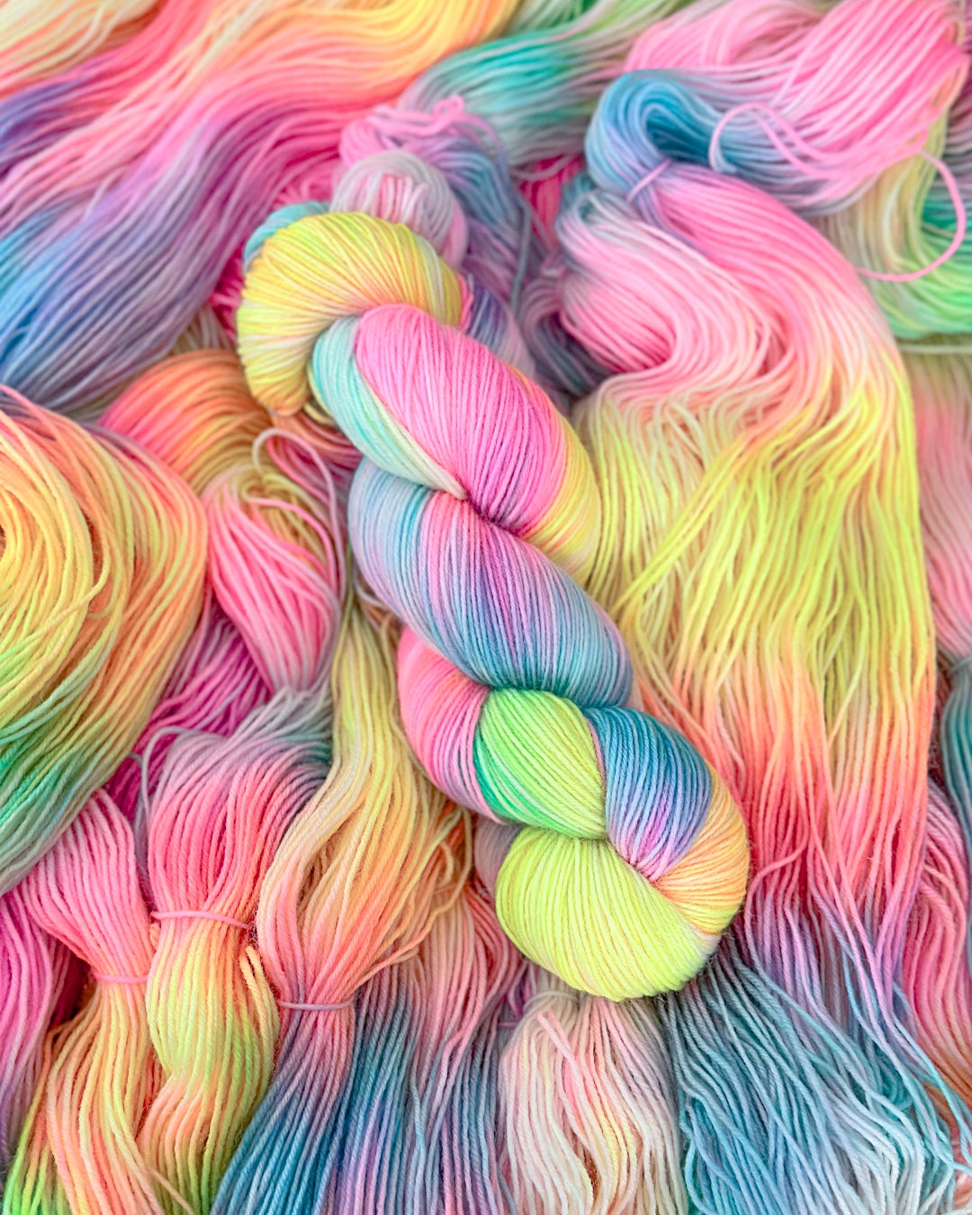 Prisma — hand-dyed sock yarn, 400 m / 100 g