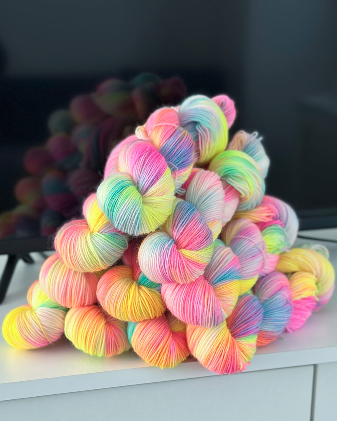 Prisma — hand-dyed sock yarn, 400 m / 100 g