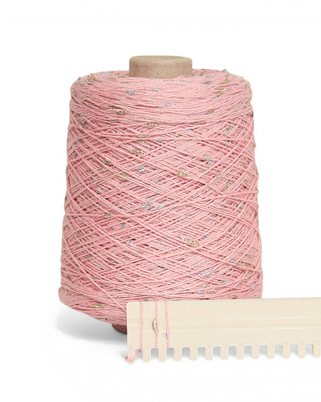 Putaringonit — designer cotton yarn with knot effect and lurex