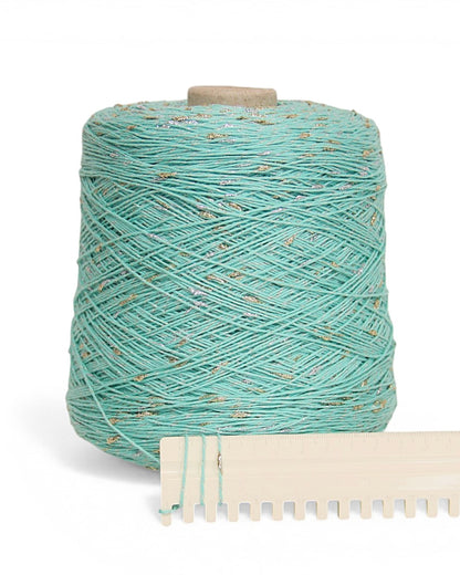 Putaringonit — designer cotton yarn with knot effect and lurex