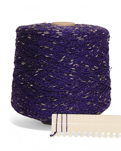 Putaringonit — designer cotton yarn with knot effect and lurex