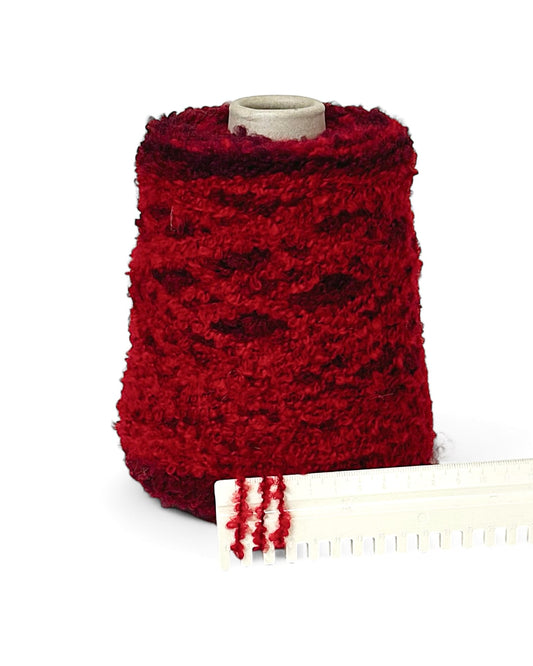 Red boucle yarn — cone 335 g